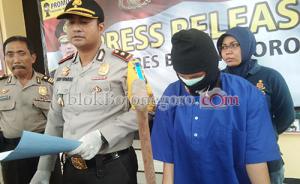 Dituntut 10 Tahun, Terdakwa Pembuang Bayi Lakukan Pledoi